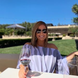 Meet your Posher, Melissa